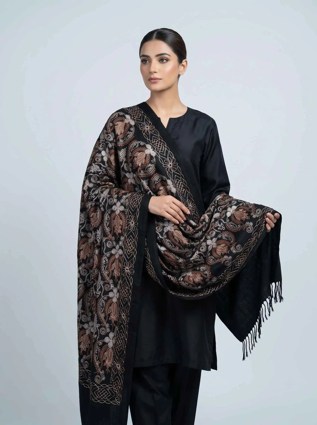 Zardad Elite female wool shawl (Black)