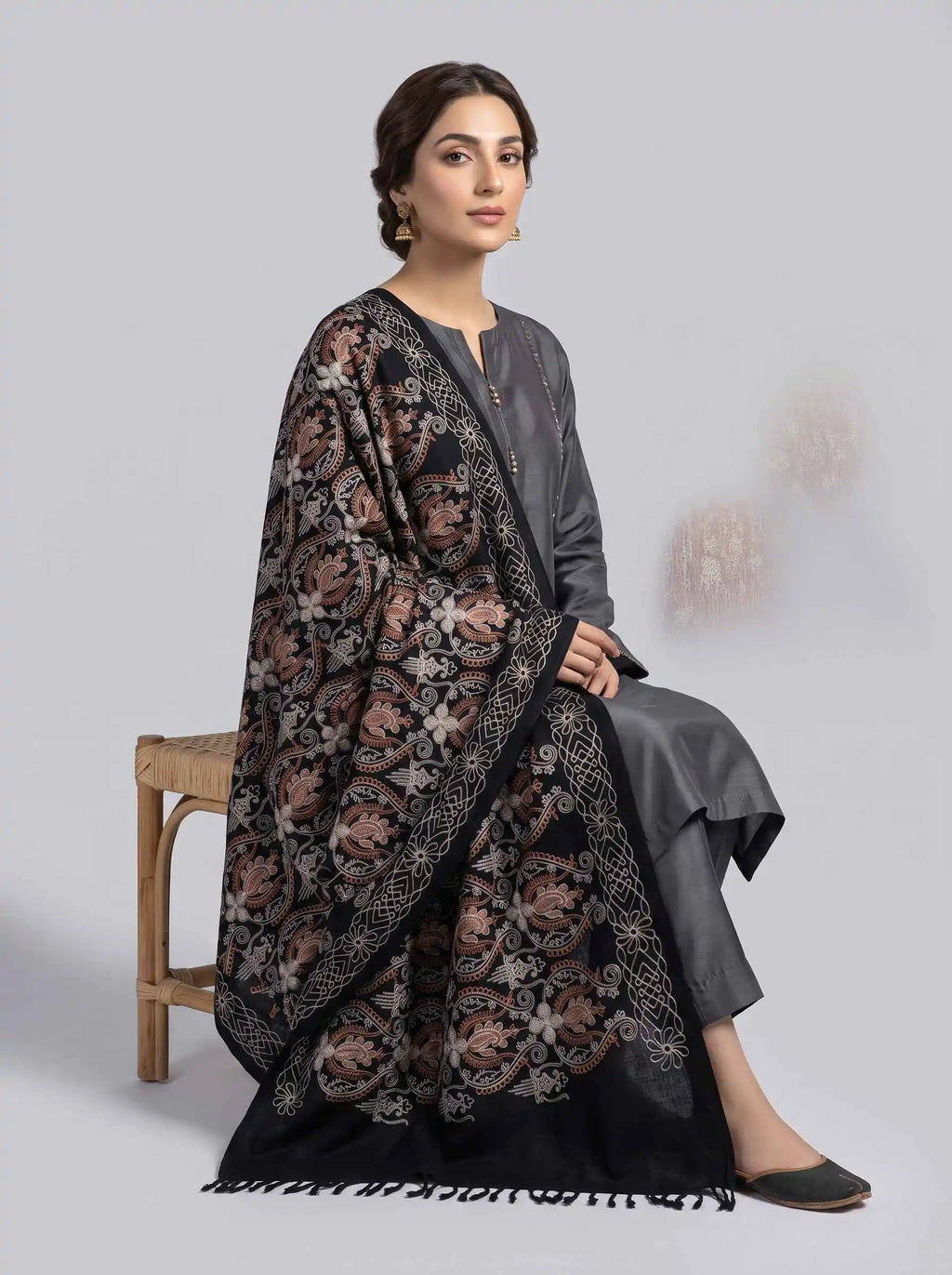 Zardad Elite female wool shawl (Black)